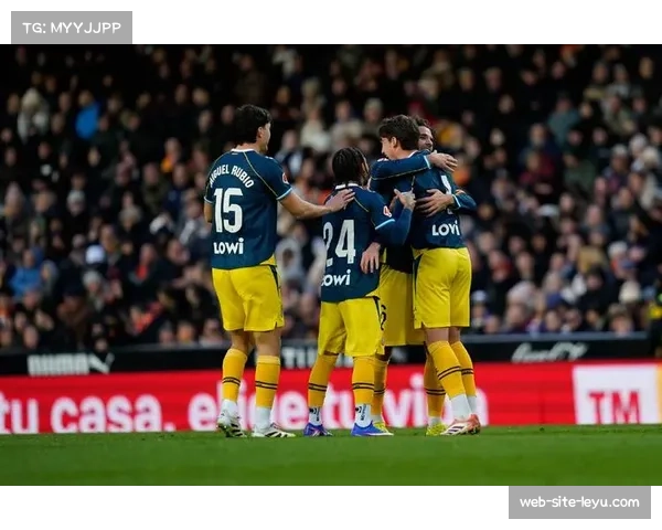 西班牙人客场不敌马竞 但埃杜远射破门展现反击能力